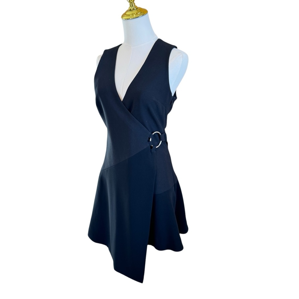 Cinq a Sept Orion Faux-Wrap Mini Dress Women’s 6 Black Sleeveless V-Neck Stretch - Picture 2 of 16